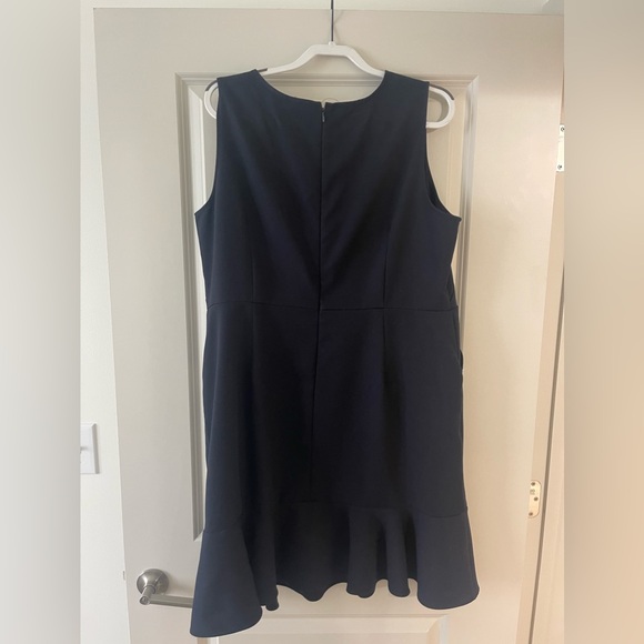 Loft Dress - Picture 2 of 3